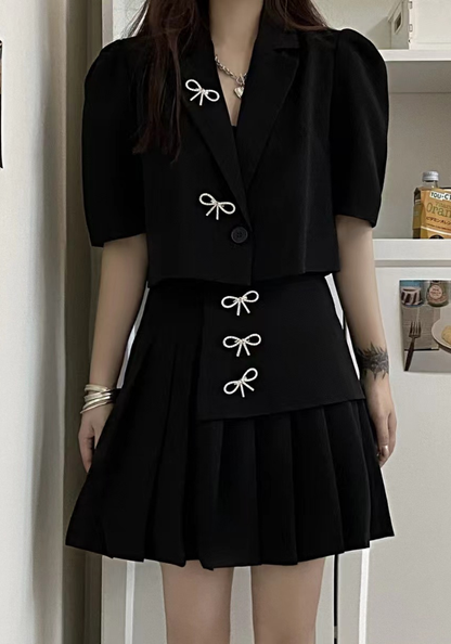 Small fragrant bow top + skirt suit