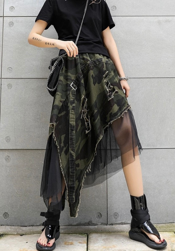 [Mesh denim camouflage skirt]