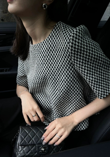 Korean cool style age-reducing suit