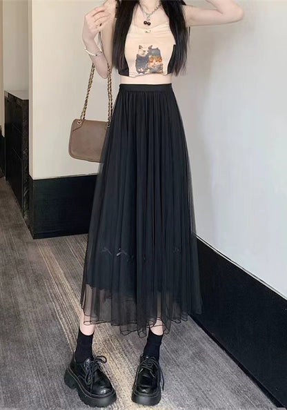 Sweet high-waisted mesh skirt