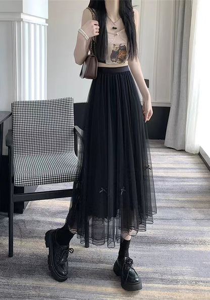 Sweet high-waisted mesh skirt