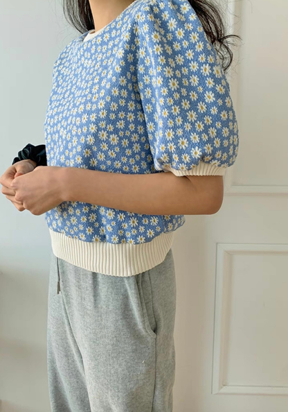 雛菊碎花泡泡袖針織衫
