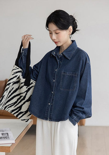 深藍牛仔衫