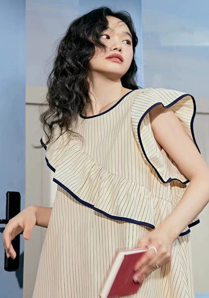 Unregular striped babydoll skirt