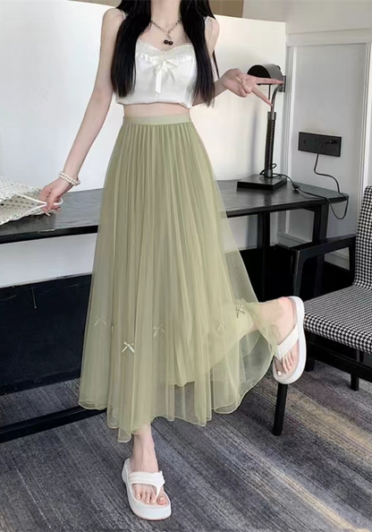 Sweet high-waisted mesh skirt