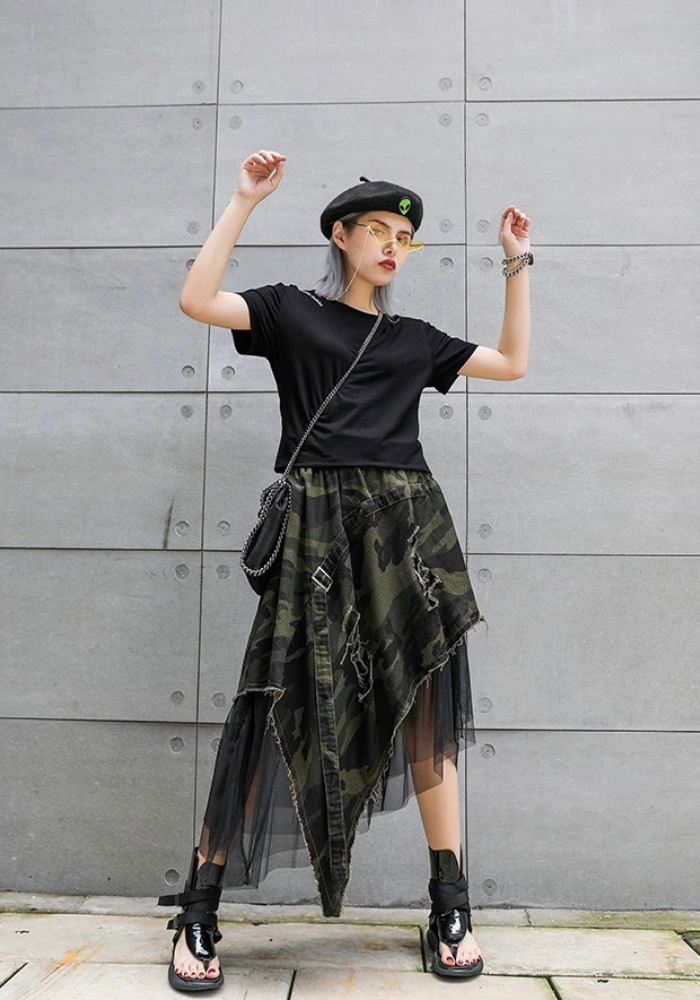 [Mesh denim camouflage skirt]