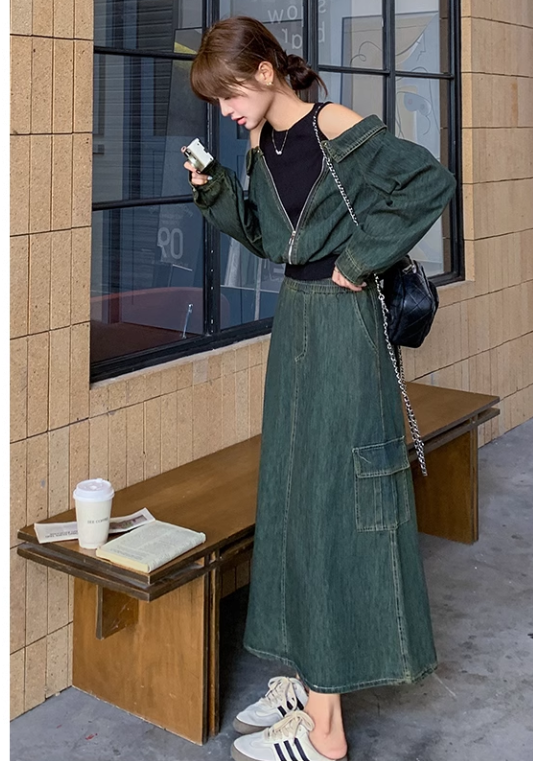 Off-the-shoulder denim suit