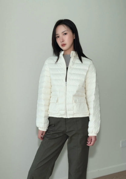 簡約薄羽絨服