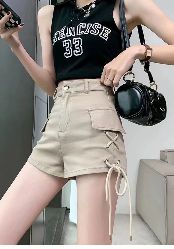 A-line shorts with stretchy sides