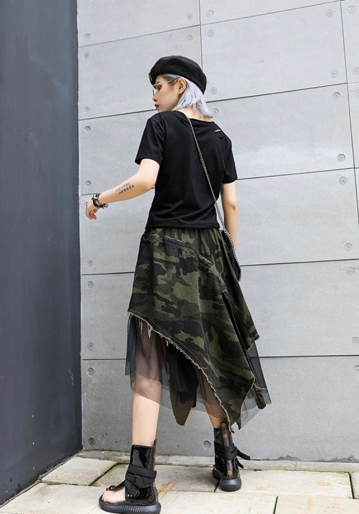 [Mesh denim camouflage skirt]