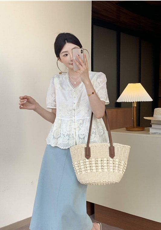 刺繡蕾絲衫