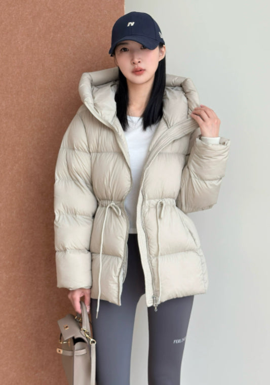 抽繩收腰羽絨服