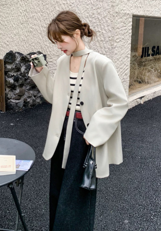 杏色西裝外套