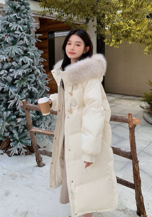 毛絨牛角扣羽絨服