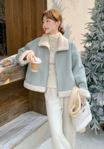 藍色羊羔毛外套