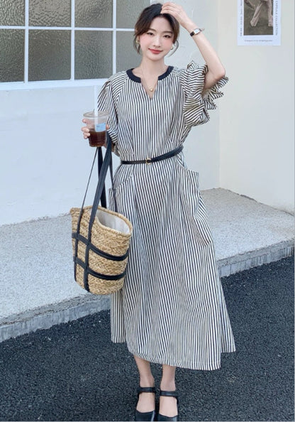 泡泡袖條紋裙