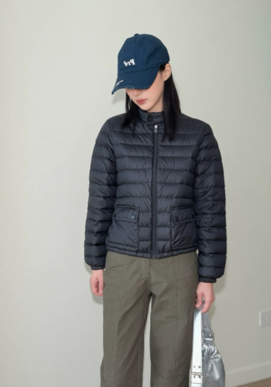 簡約薄羽絨服