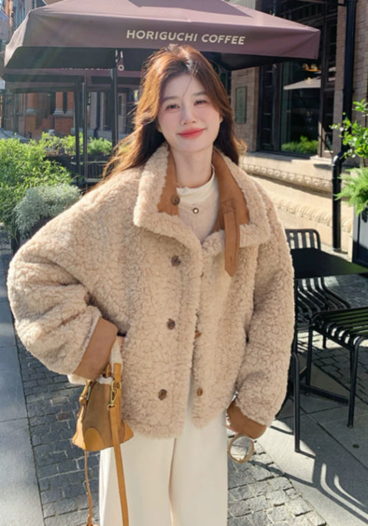 卡其羊羔毛外套