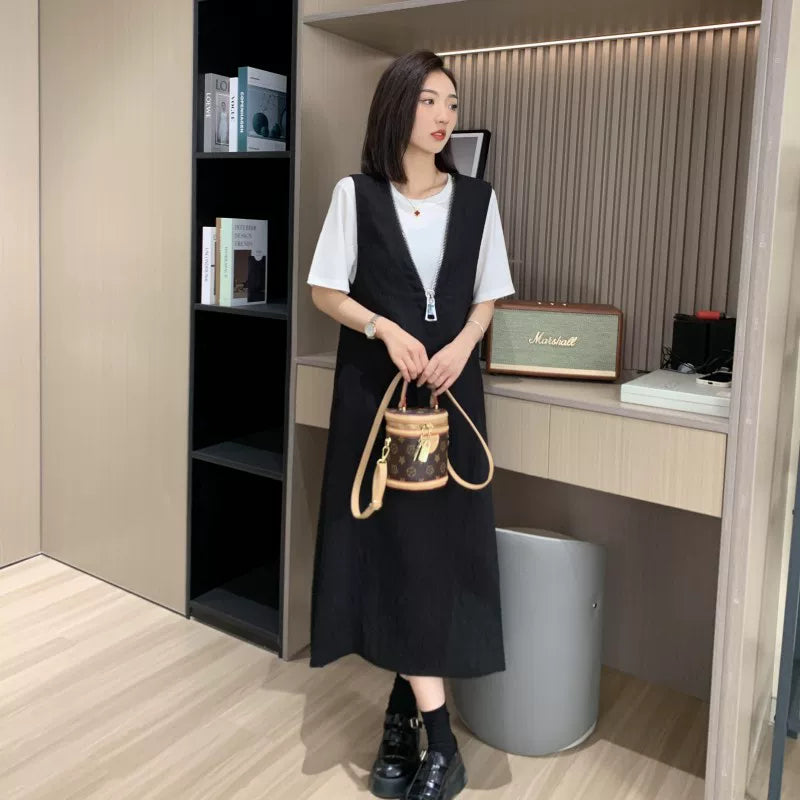 大尺码通勤百搭V领抱婴袋裙两件套女2026夏季微胖MM宽松显瘦短袖套装
