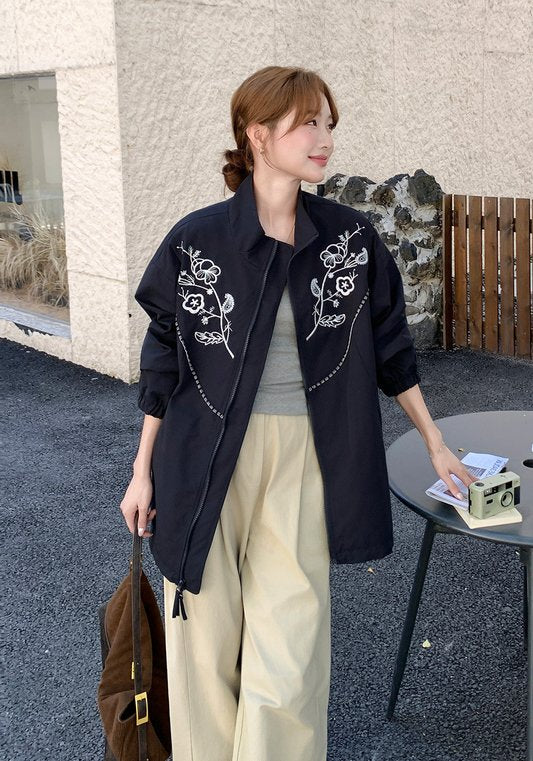 深藍色刺繡外套