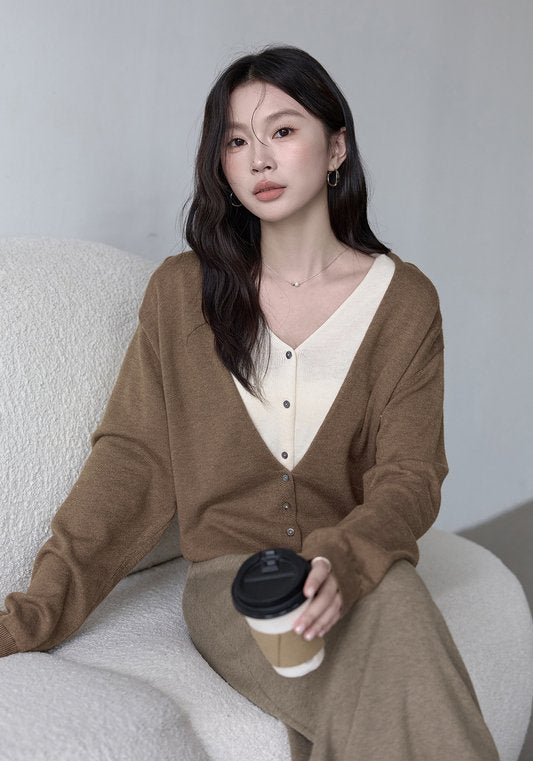 HUIXI 繪系 V領假兩件針織衫 女款 秋冬2025新款休閒顯瘦開衫上衣