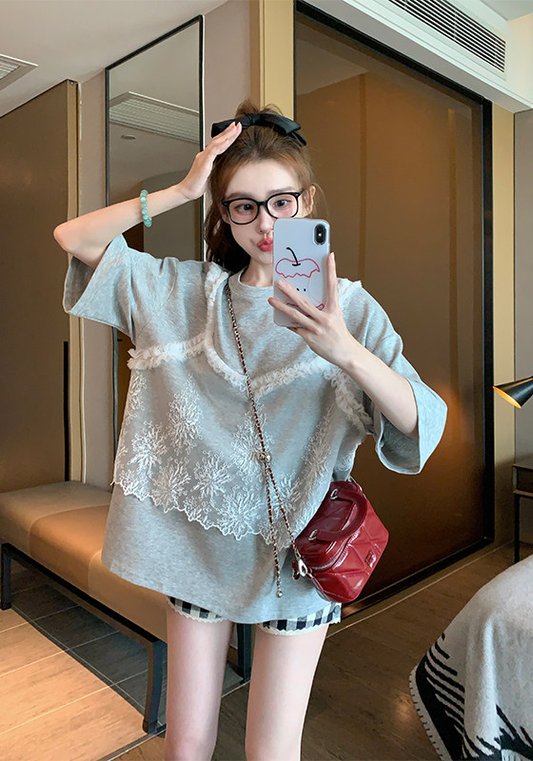 蕾絲拼接T恤