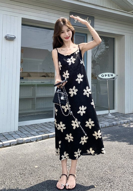 簡約花黑裙