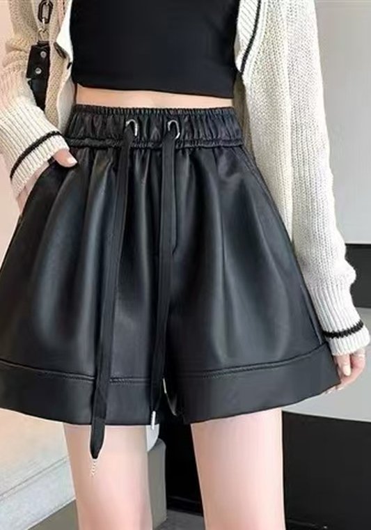 PU皮短褲